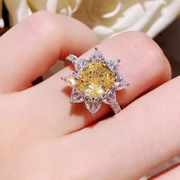 Sterling Silver Canary yellow Sunflower Cz Diamond Ring - Picture 1 of 13